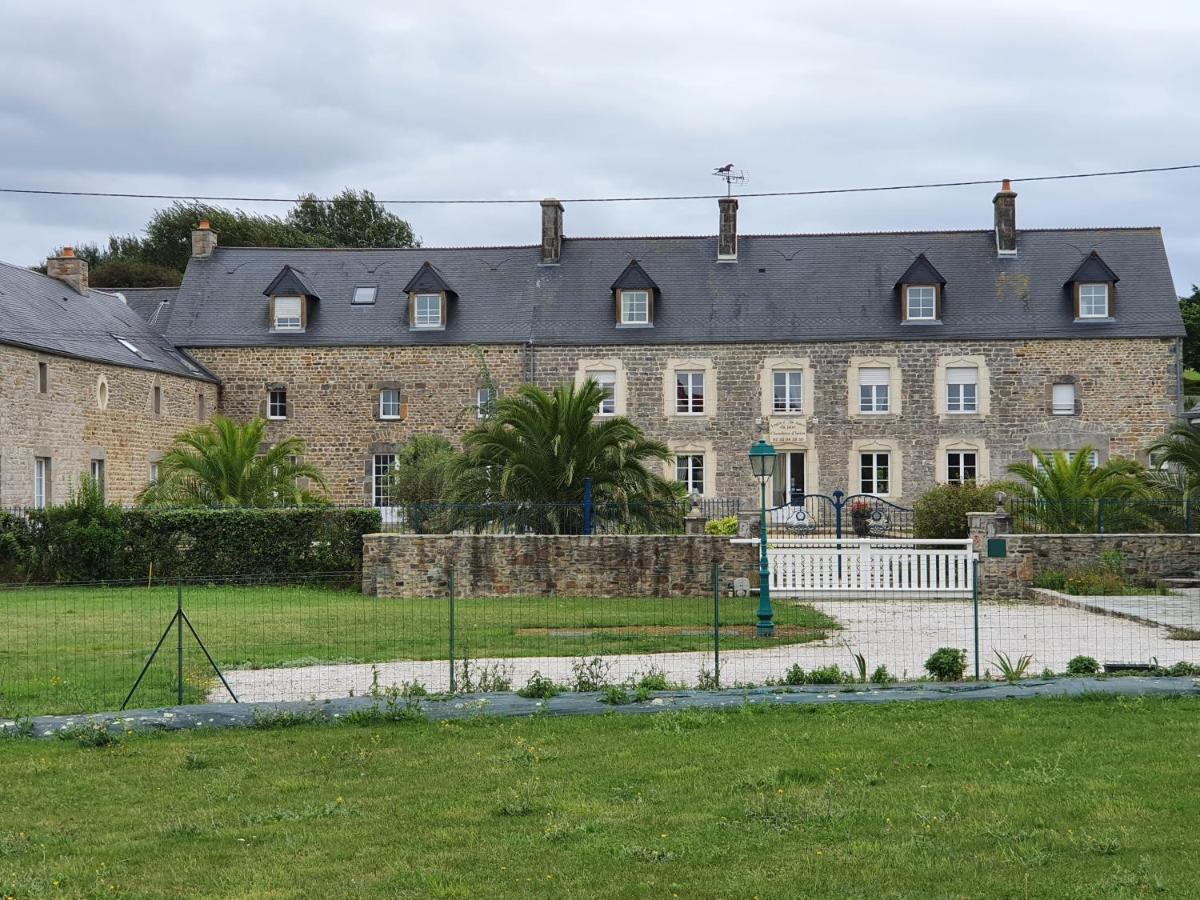 Chambres Du Logis De La Mare Du Parc Surtainville Exterior foto